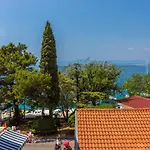 Luxury Lovorka 3 & 4***/**** Apartament *