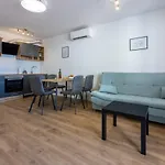 Luxury Lovorka 3 & 4***/**** Apartment