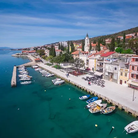 Apartmán Luxury Lovorka 3 & 4***/****