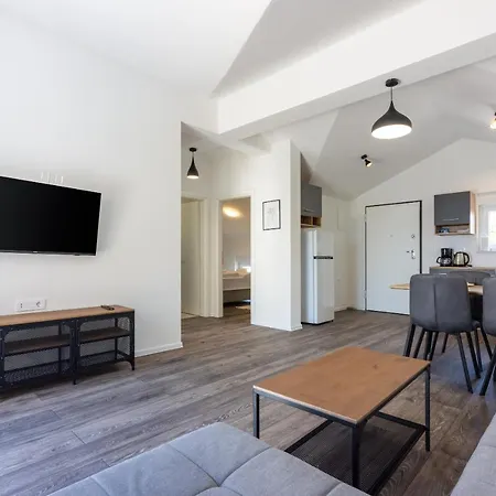 Apartment Luxury Lovorka 3 & 4***/****