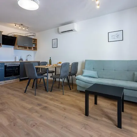 Luxury Lovorka 3 & 4***/**** Apartment